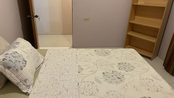 6 soverom, skrivebord, strykejern/-brett og wi-fi (inkludert)