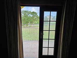 Interior - 5★ Caribbean Villa in Palmiste, San Fernando, Trinidad — Spacious 6BR (Penal/Debe Regional Corporation)