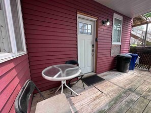 تناول الطعام بالخارج