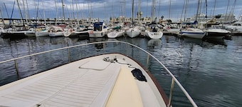 Barco en el Centro de Alicante Para 3 Invitados