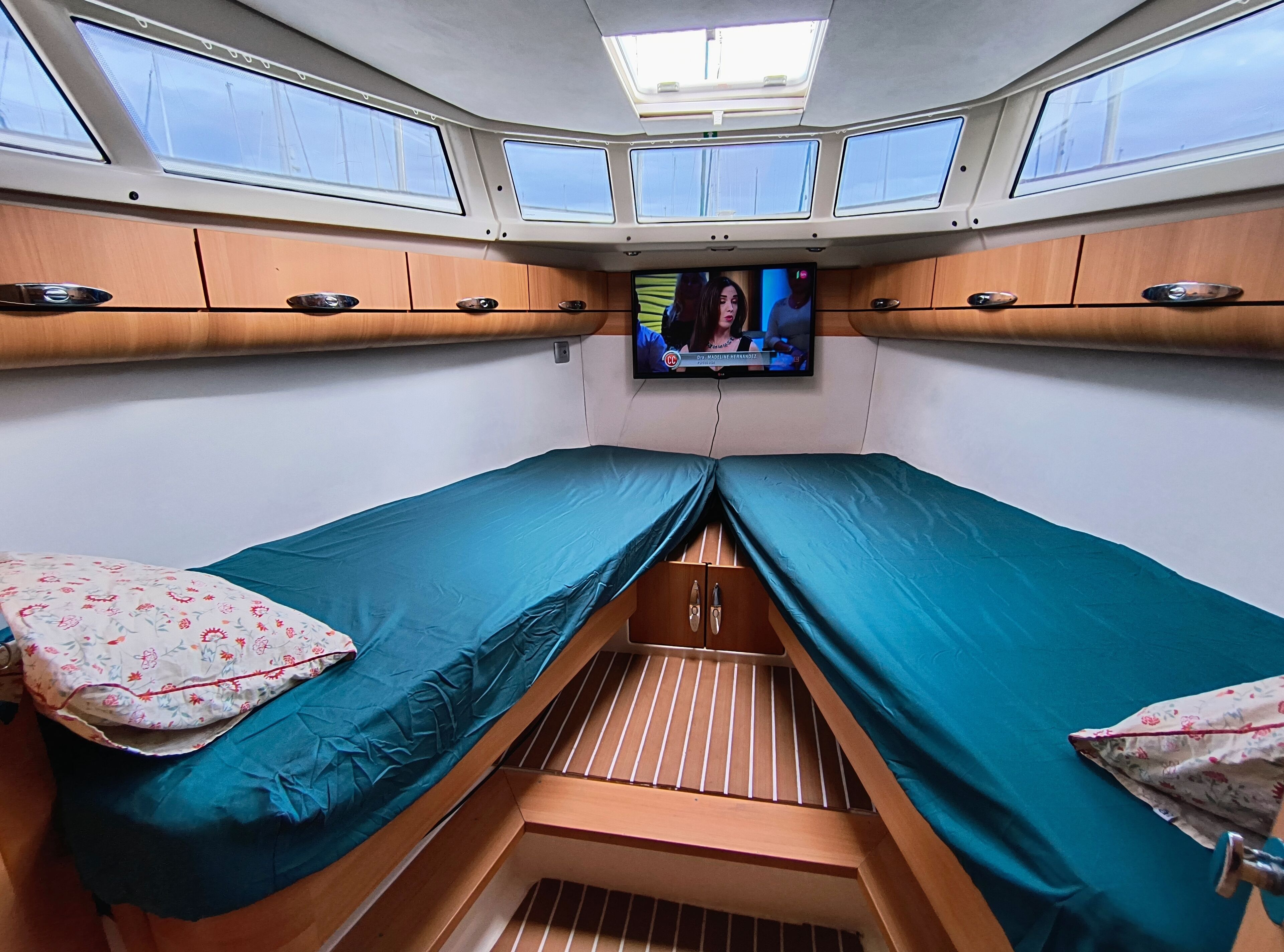 1 dormitorio y ropa de cama