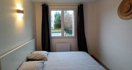 Appartement à Versailles, pour 4 pers,  pkg privé gratuit