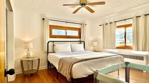 3 bedrooms, iron/ironing board, travel cot, free WiFi