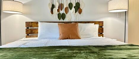 3 bedrooms, iron/ironing board, travel crib, free WiFi