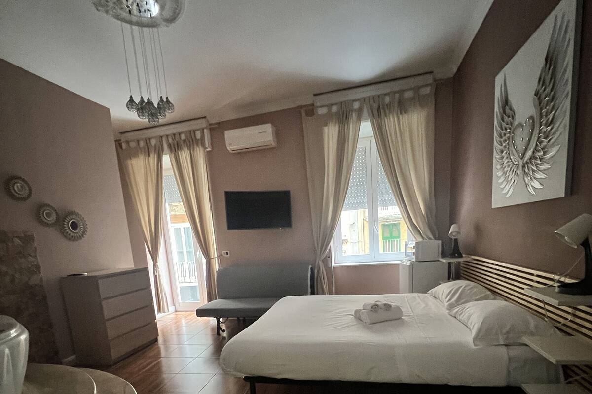 Deluxe Double Room | Blackout drapes, WiFi (free)