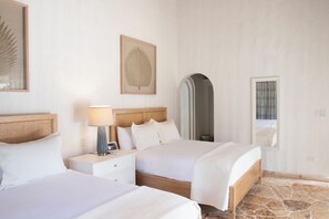 4 Schlafzimmer, Zimmersafe, Schreibtisch, BĂŒgeleisen/BĂŒgelbrett