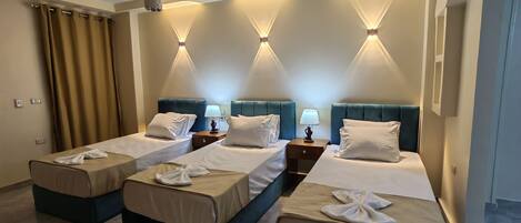 3 bedrooms, free WiFi, bed sheets