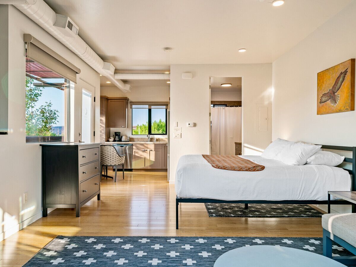 1 bedroom, iron/ironing board, free WiFi, bed sheets