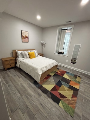 2 bedrooms, iron/ironing board, travel crib, free WiFi