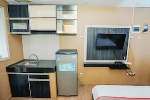 Standard Apartment - Aurora Rooms at Green Lake View Apartment (South Tangerang)