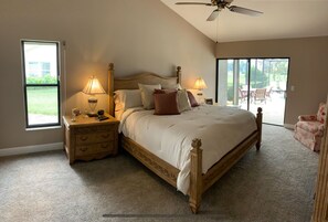 3 habitaciones, tabla de planchar con plancha, wifi y ropa de cama 