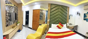 Desk, free WiFi, wheelchair access - Queen Hotel - Mo Lao (Hanoi)