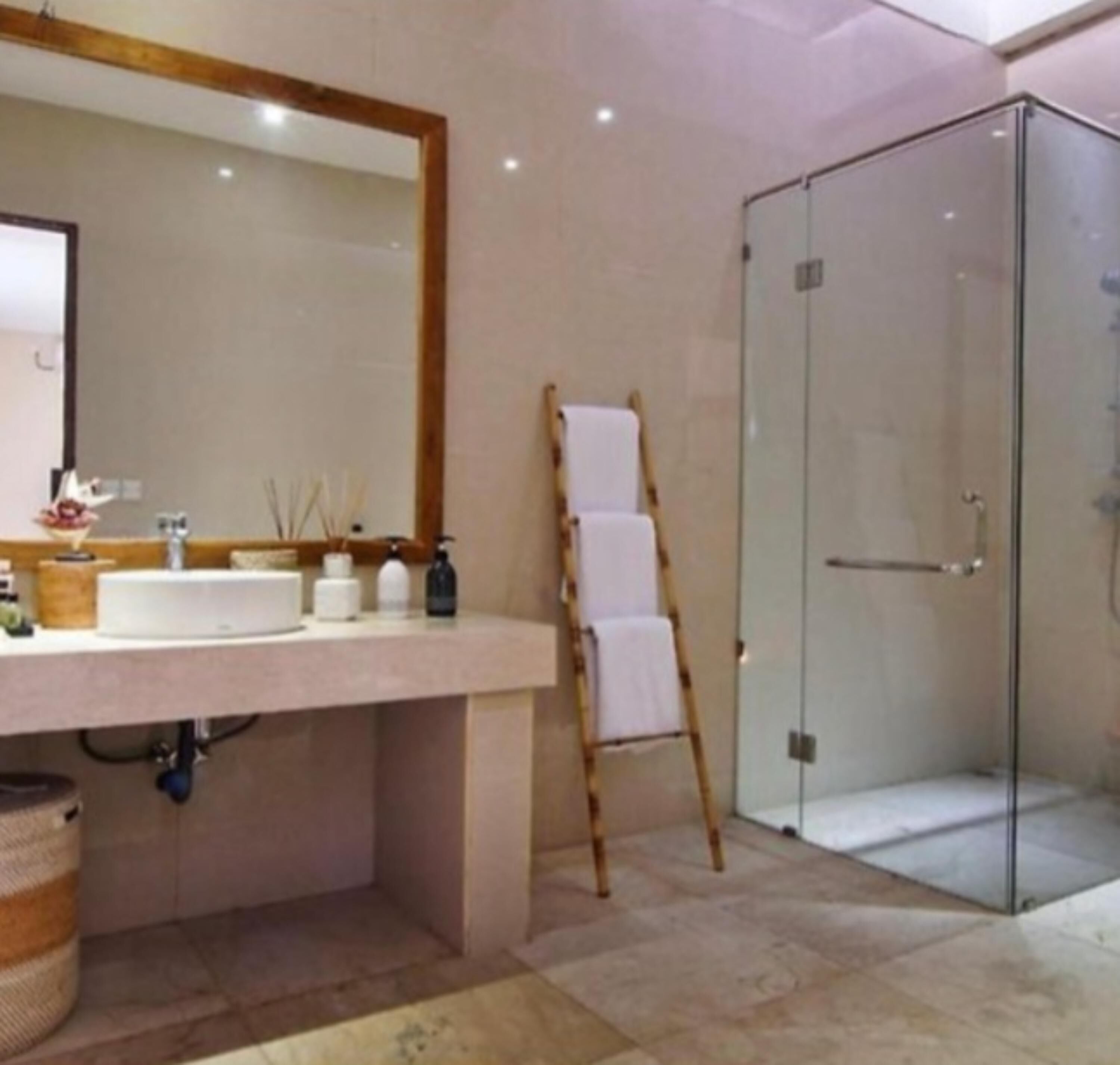 免费洗浴用品、毛巾