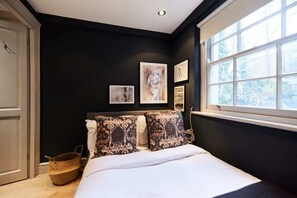 Apartment (1 Bedroom) | Exterior - The Myddelton Square - Cosy 1bdr Flat (London)