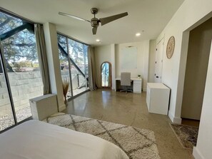 1 habitación, escritorio, tabla de planchar con plancha y wifi gratis