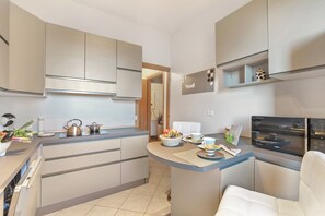 Private kitchen - Alelu Classy And Chic Stresa Center (Stresa)
