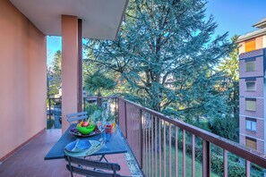 Outdoor dining - Alelu Classy And Chic Stresa Center (Stresa)