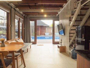 Premium Duplex, 1 Bedroom | Living area | Smart TV - SMARANALA  (Nusa Dua)