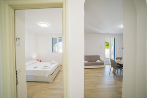 2 bedrooms, free WiFi, bed sheets - La Primula Apartment 3 Sea View (Salve)