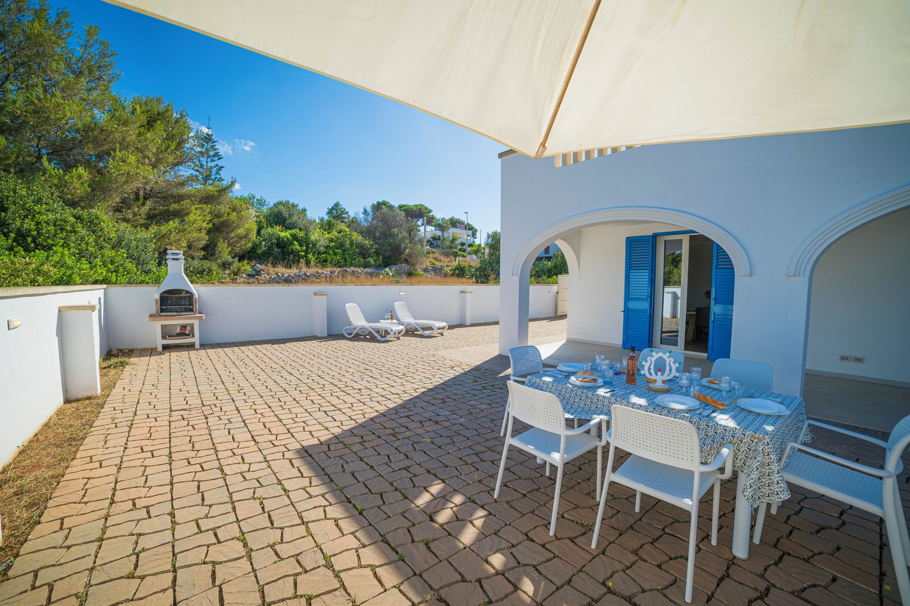 Standard Apartment, Multiple Bedrooms (La Primula Apartment 3 Sea View) | Outdoor dining