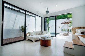 Villa | Vardagsrum | Platt-tv