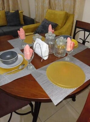Dining - Villa Vacay (Hellshire)