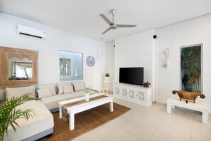 Smart TV, stereo