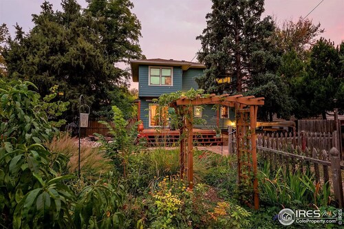 Timeless Elegance: Downtown Longmont Gem with Modern Comforts! 