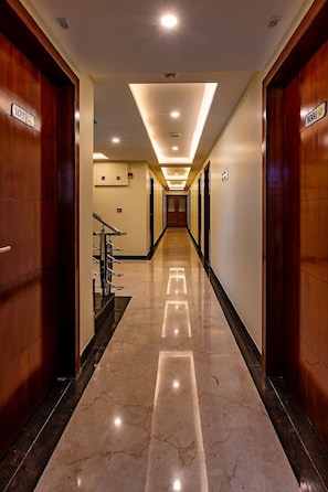Lobby - Mertiya Residency (Jodhpur)