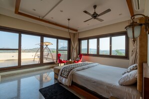 Suite estudio ejecutiva | Camas supletorias y ropa de cama