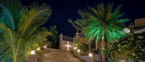 Fachada de la propiedad