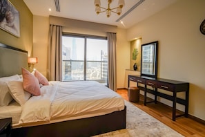 1 bedroom, in-room safe, iron/ironing board, free WiFi - Unforgettable 1BR Burj Khalifa Views (Dubai)