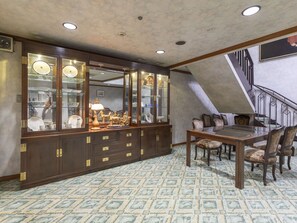 Dúplex de luxe, no fumadors (Maisonette Suite) | 1 dormitori, escriptori i habitacions insonoritzades