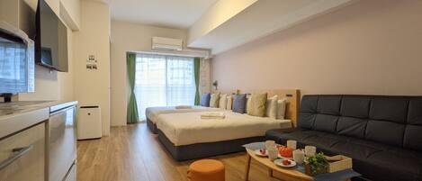 Blackout curtains, soundproofing, free WiFi