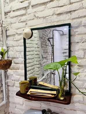 Bathroom - Ti Ni Homestay  (Tay Ninh)