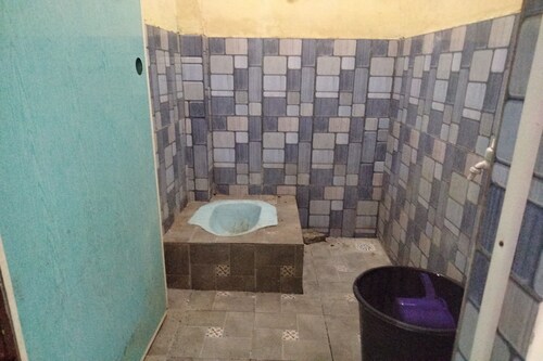 Hotel O Lewi Family Guest House Near GBKP Bangun Mulia Km. 11