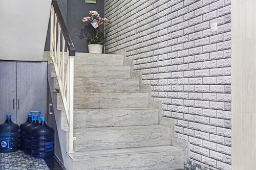 Hotel O Emmy Homestay Syariah