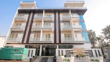 Front of property – evening/night