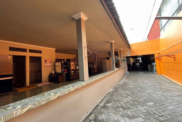Front of property - Hotel O Legok Homestay Syariah (Sidoarjo)