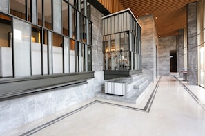 Lobby - OYO 93447 City Rooms Apartment (Tangerang)