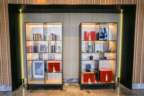 Interior detail - OYO 93447 City Rooms Apartment (Tangerang)