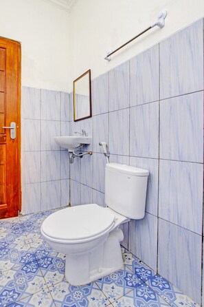 Villa Deluxe | Baño | Ducha y toallas