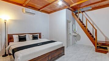 Deluxe Villa | Laptop workspace, free WiFi, bed sheets