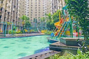 Unclassified image, 4 of 35, button - OYO 93463 Apartemen Gateway Cicadas By Gpro (Bandung)