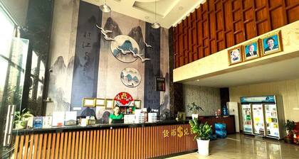 Fusion Hotel