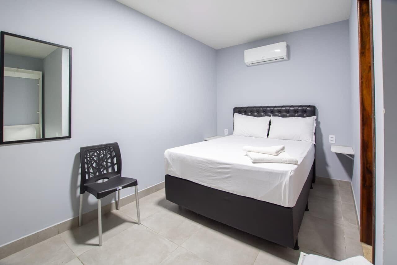 Quarto triplo família | Individualmente decorados, individualmente mobiliados, escrivaninha