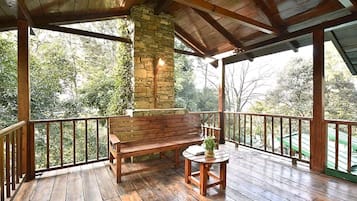 Royal Room | Terrace/patio