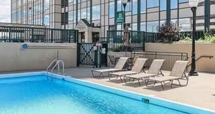 This apartment is a 1 bedroom(s), 1 bathrooms, located in Harrisburg, PA.