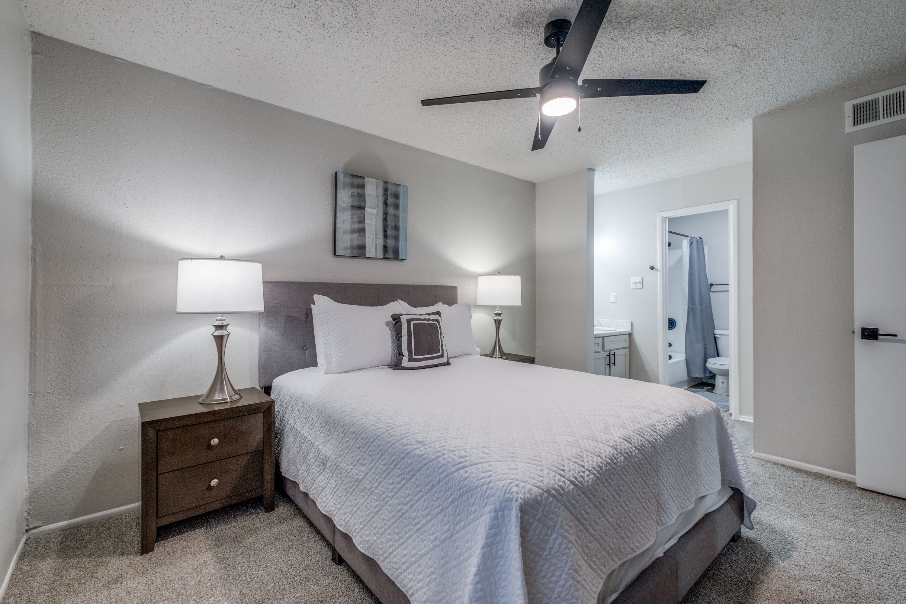 Modern and Sophisticated one bedroom suite