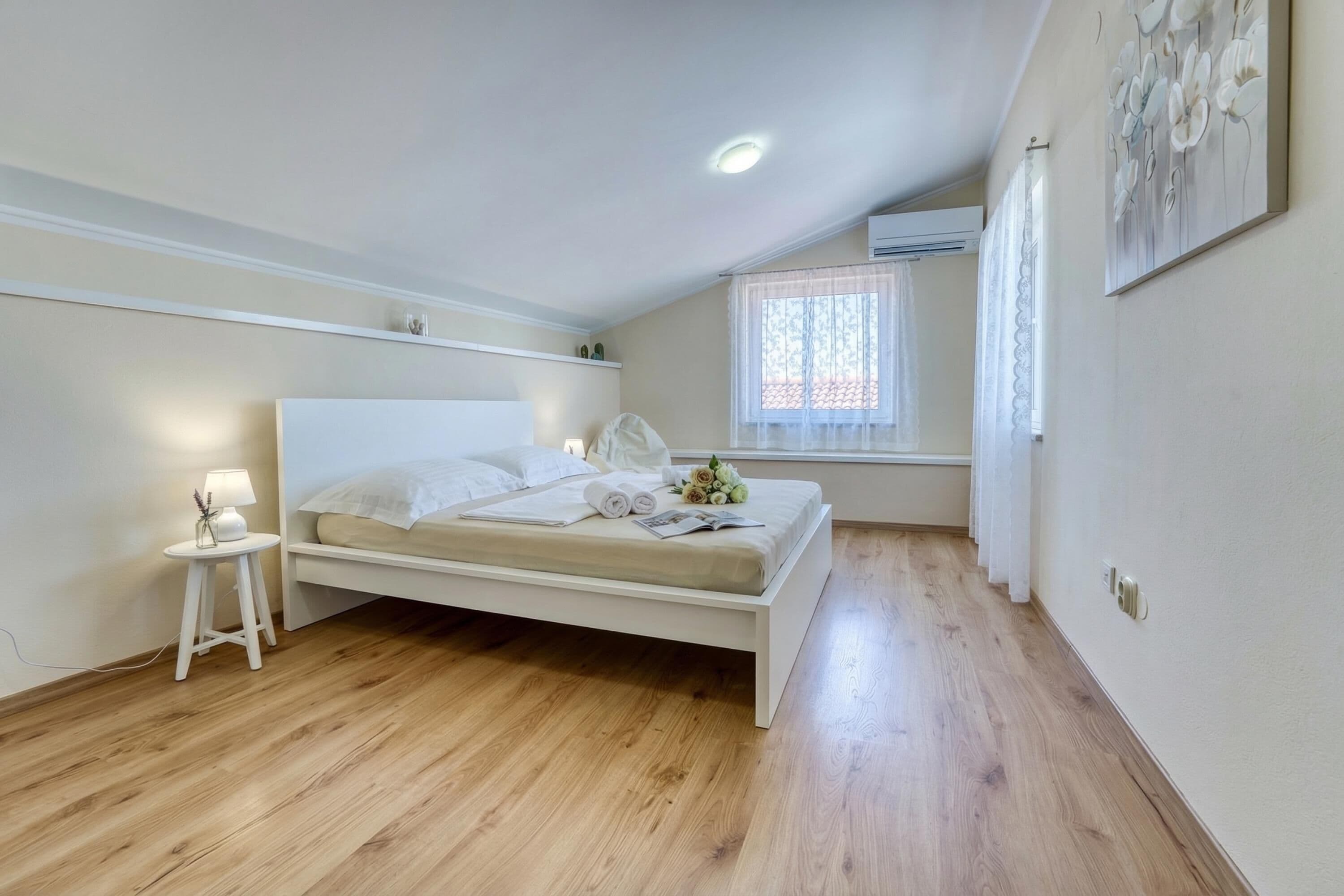 Family House, Multiple Bedrooms, Mountainside (Pool House Edita) | 4 bedrooms, free WiFi, bed sheets